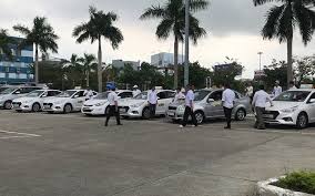 Thuê xe Carnival tại Hà Nội uy tín